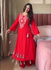 SANGINI – Traditional Cotton Mirror Embroidery Kurti Set