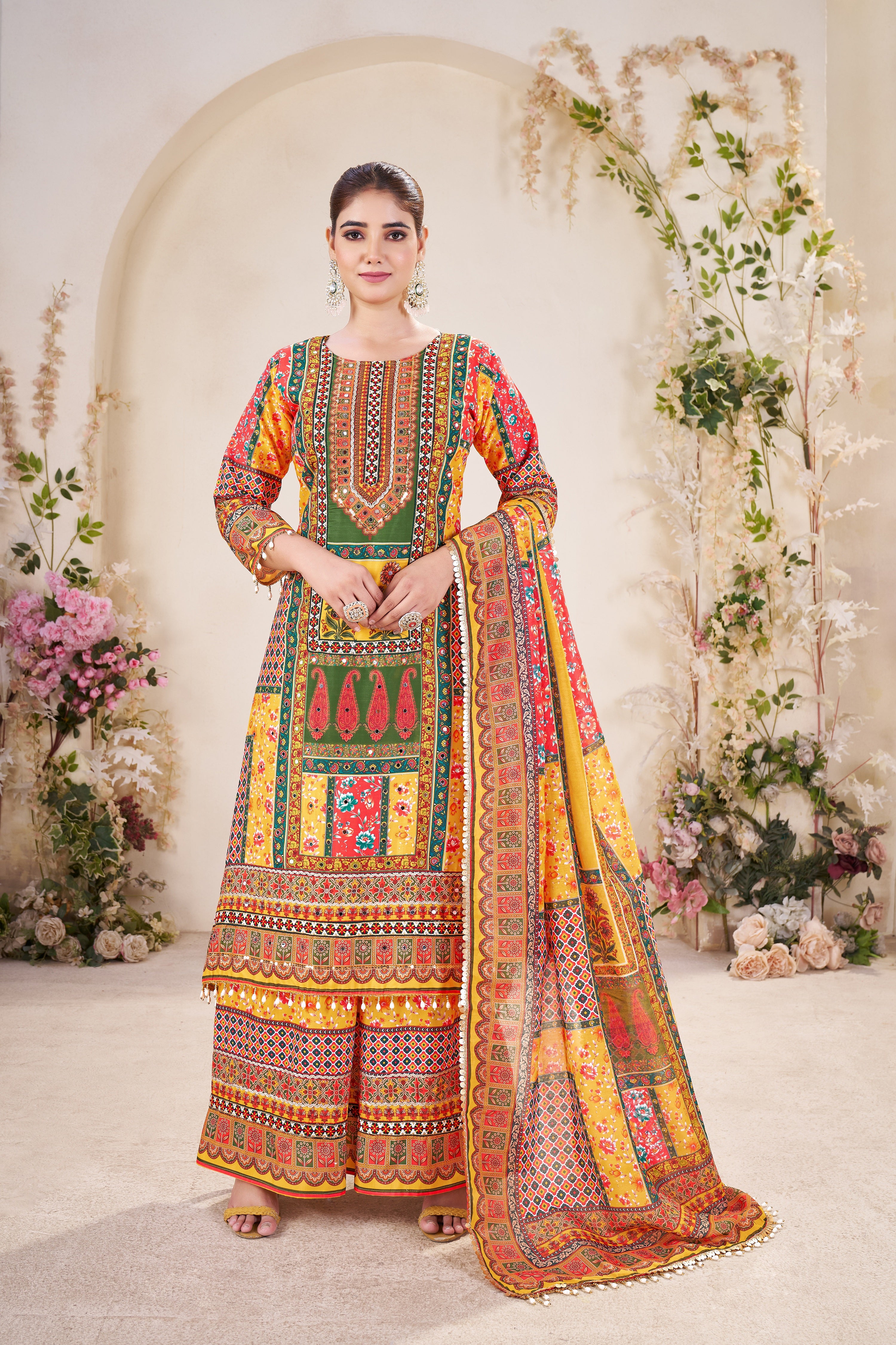 Tanishq-Pakistani Heavy Fancy Pair With Dupatta Set