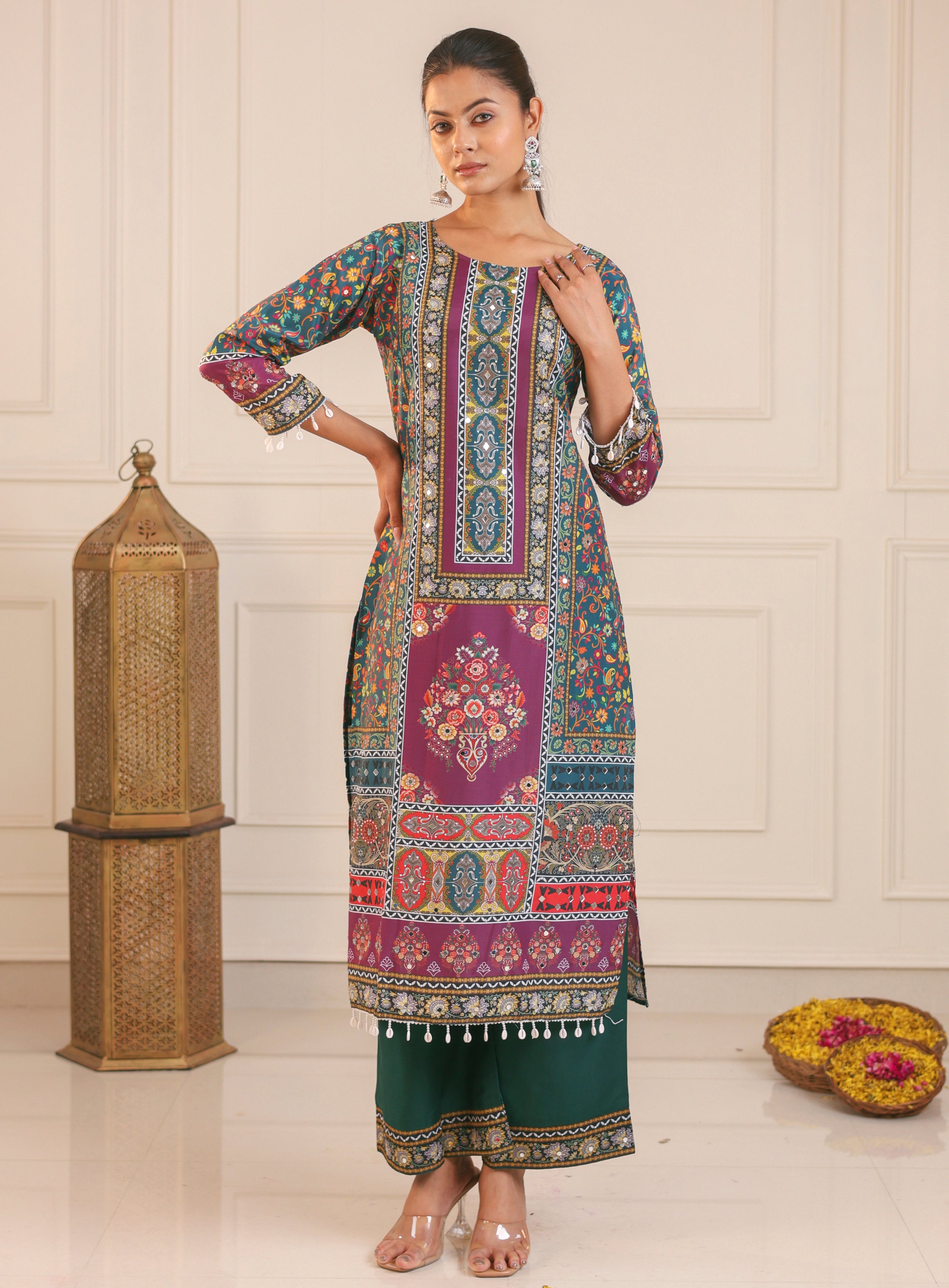 Kaneez-Heavy Fency Pair With Dupatta Set