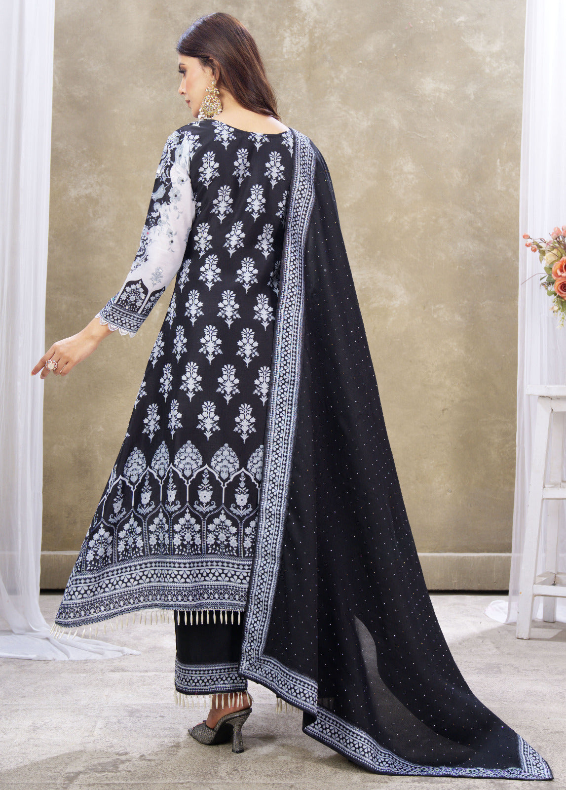 PLEVARI-1 HEAVY FENCY PAIR WITH DUPATTA SET