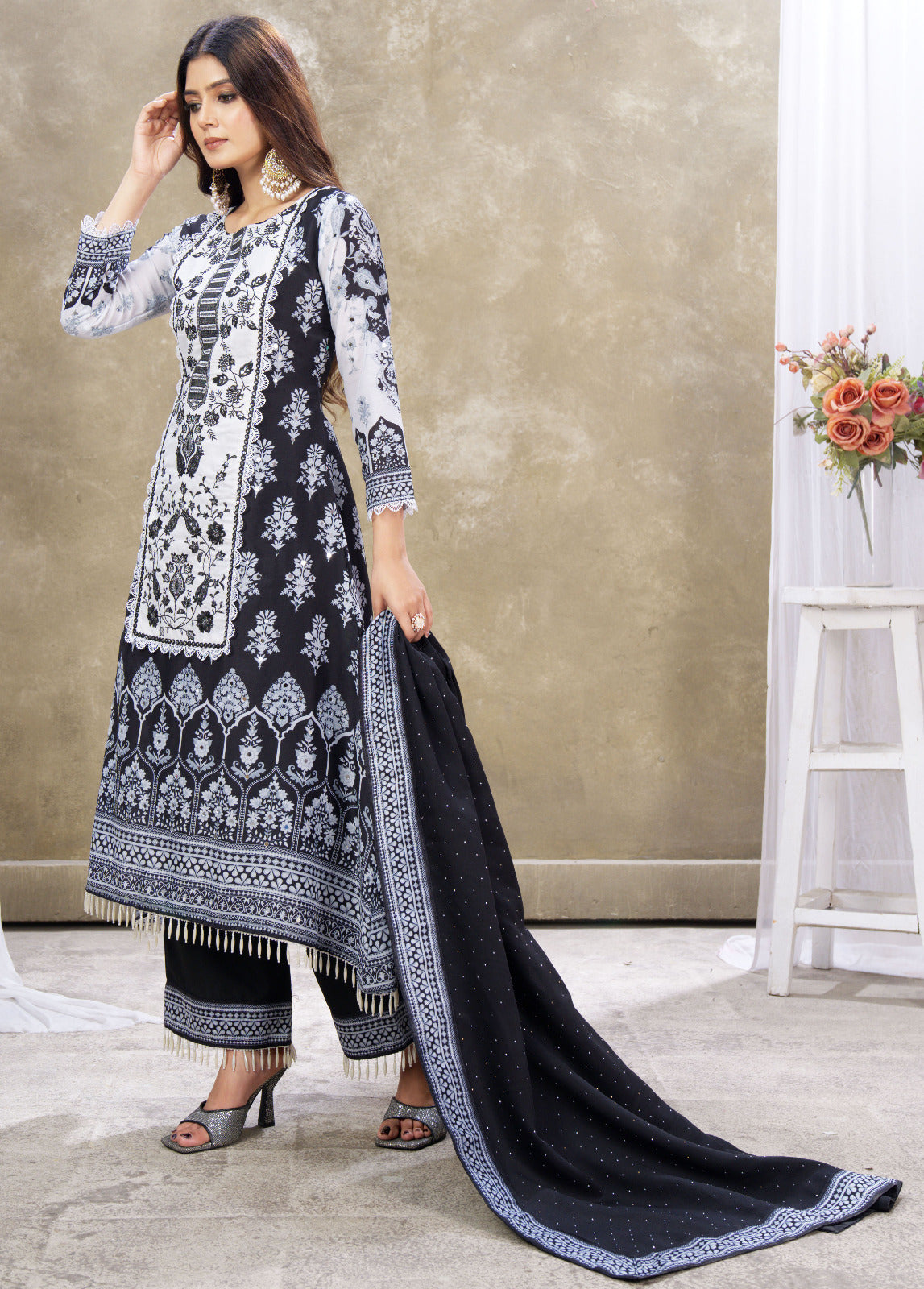 PLEVARI-1 HEAVY FENCY PAIR WITH DUPATTA SET